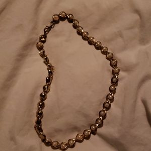 DONATED Faux Gold Pearls Necklace